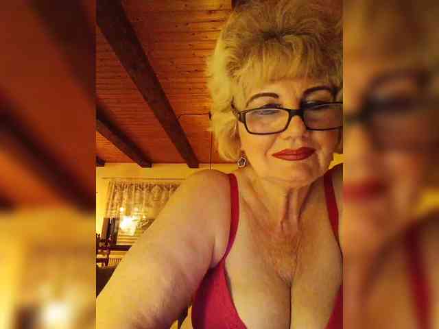 BoloshkaBlonda webcam