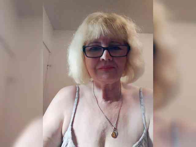 BoloshkaBlonda webcam