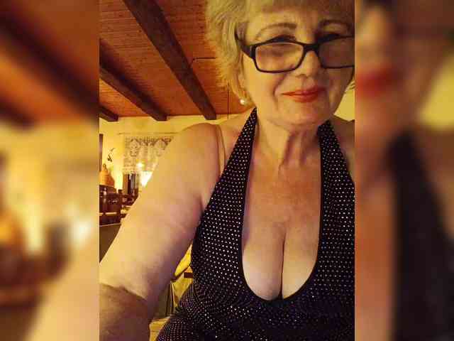 BoloshkaBlonda webcam