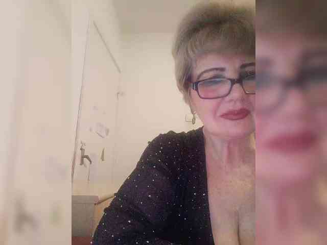 BoloshkaBlonda webcam