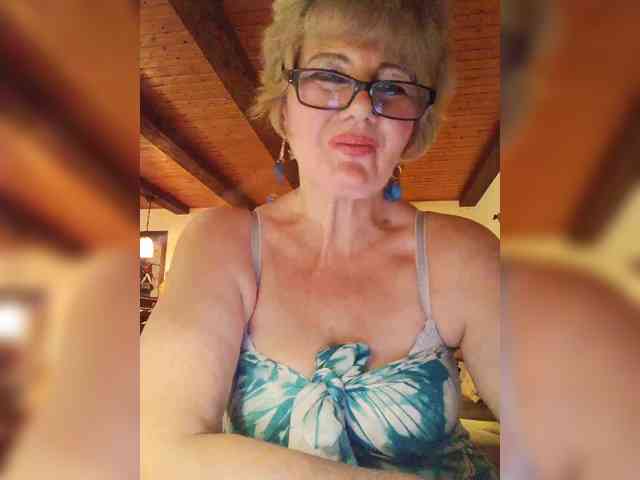 BoloshkaBlonda webcam