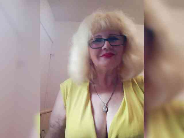 KASANDRABOLOSHKA bongacams