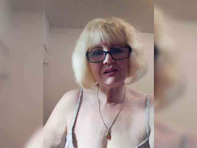 BoloshkaBlonda webcam