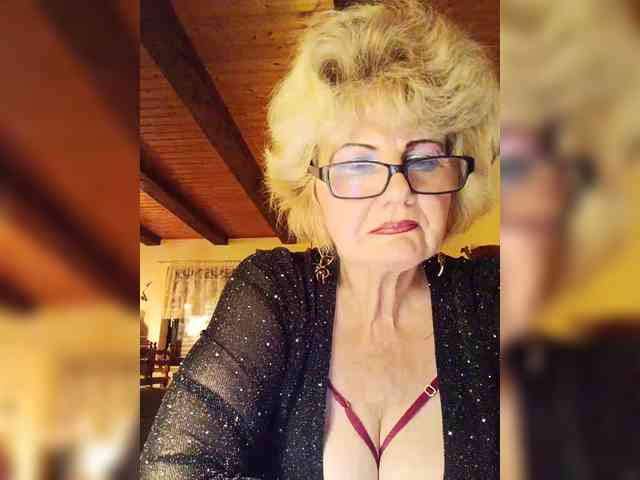 BoloshkaBlonda webcam