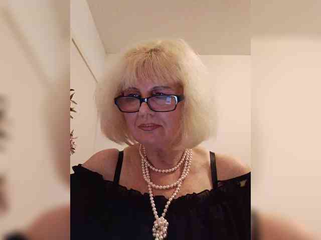 BoloshkaBlonda webcam