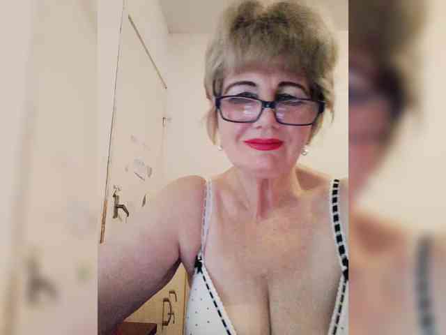 BoloshkaBlonda webcam