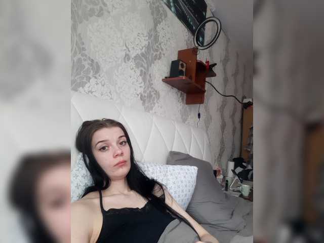 AdidasCoin's BongaCams show and profile