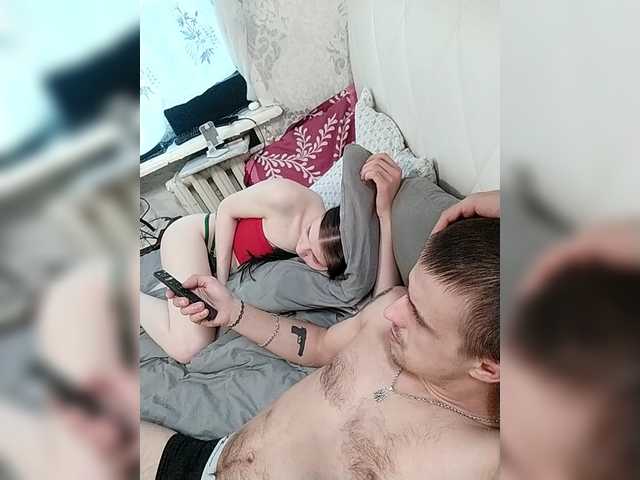 AdidasCoin's BongaCams show and profile