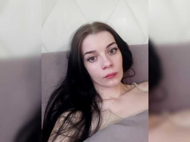 AdidasCoin's BongaCams show and profile