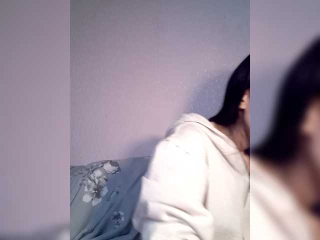AdidasCoin – webcam model profile photo