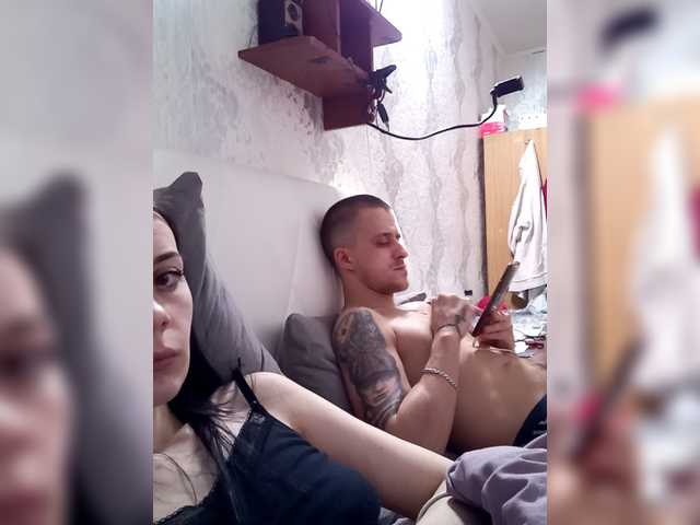 AdidasCoin's BongaCams show and profile