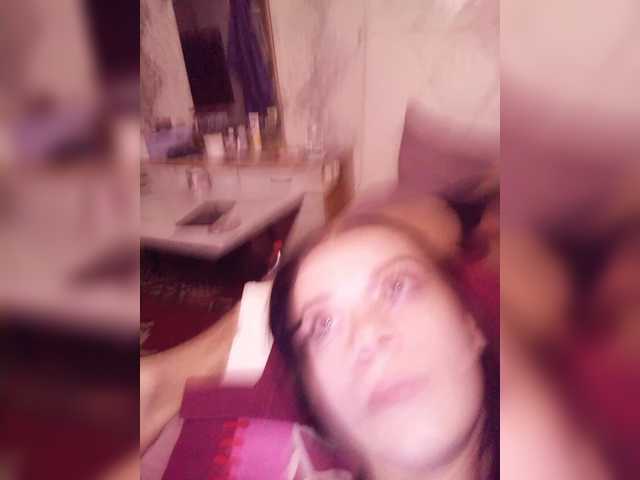 AdidasCoin – webcam model profile photo