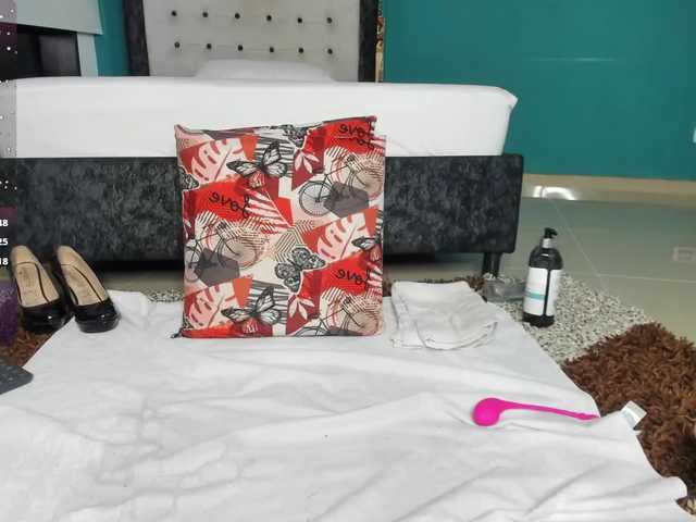 Kinky-polar's BongaCams show and profile