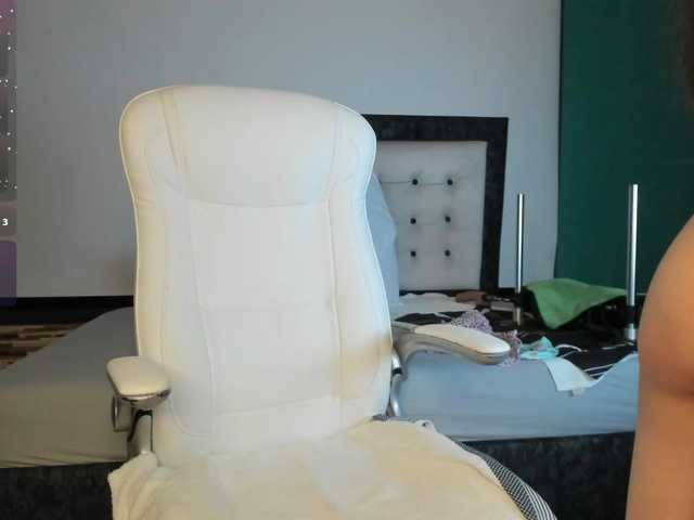 Kinky-polar's BongaCams show and profile