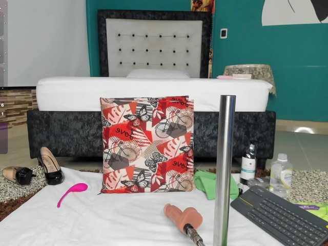 Kinky-polar Live Cam on BongaCams and RICams