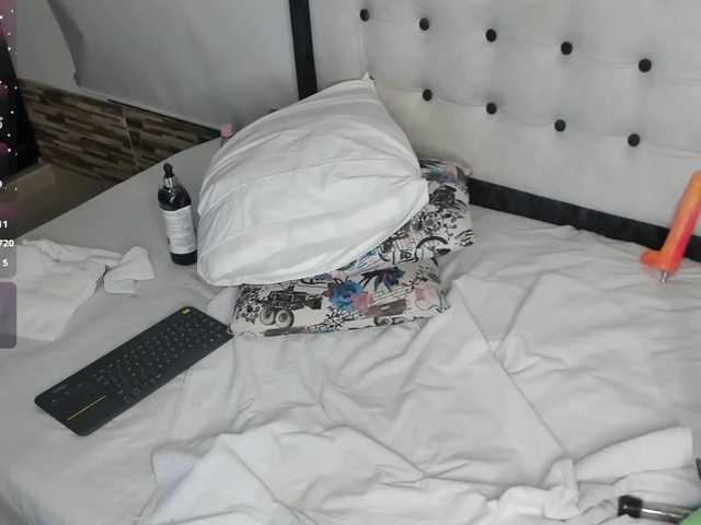 Kinky-polar's BongaCams show and profile