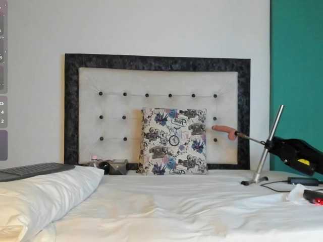 Kinky-polar's BongaCams show and profile