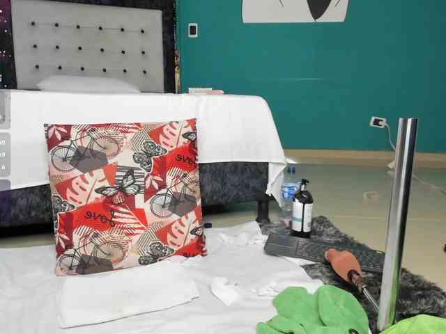 Kinky-polar Kinky-polar