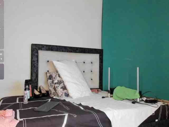 Kinky-polar Live Webcam on BongaCams