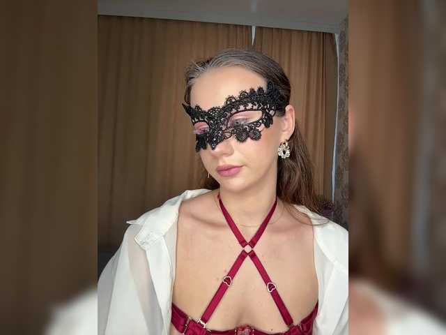 U-Moni's BongaCams show and profile