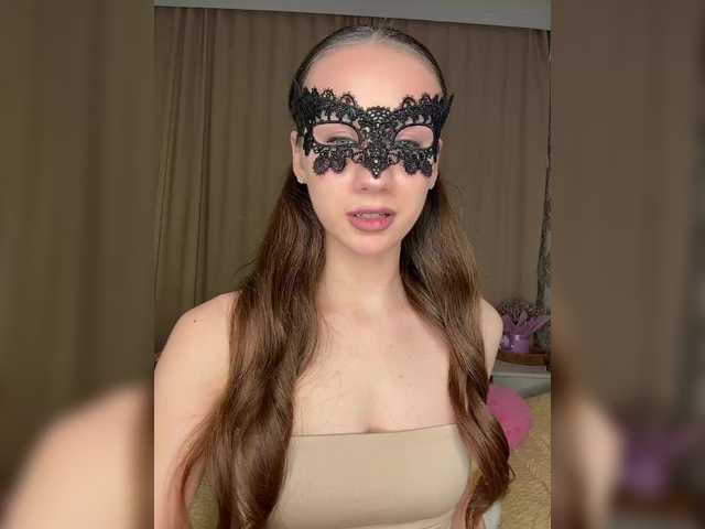 U-Moni's BongaCams show and profile