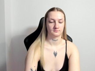 AlexaKisses Porn Show