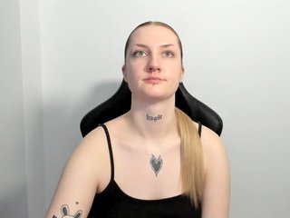 AlexaKisses Porn Show