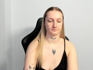 AlexaKisses Porn Show