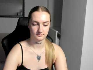 AlexaKisses Porn Show