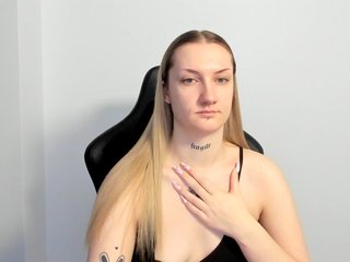 AlexaKisses Porn Show