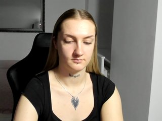 AlexaKisses Porn Show