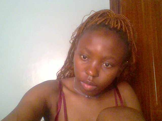 chocolate-brownie's BongaCams show and profile