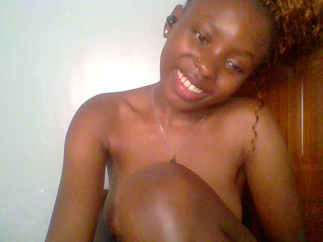 chocolate-brownie's BongaCams show and profile