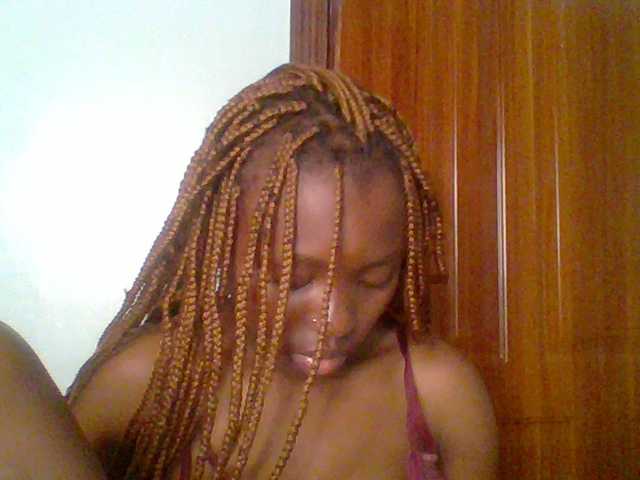 chocolate-brownie's BongaCams show and profile