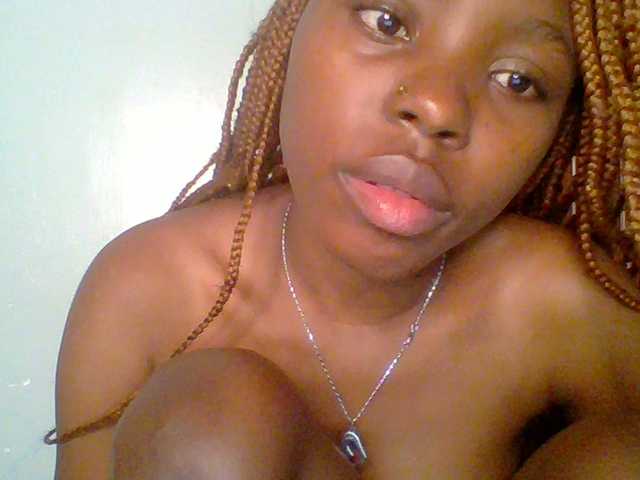 chocolate-brownie's BongaCams show and profile