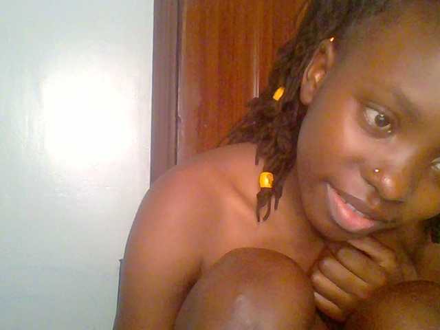 chocolate-brownie's BongaCams show and profile