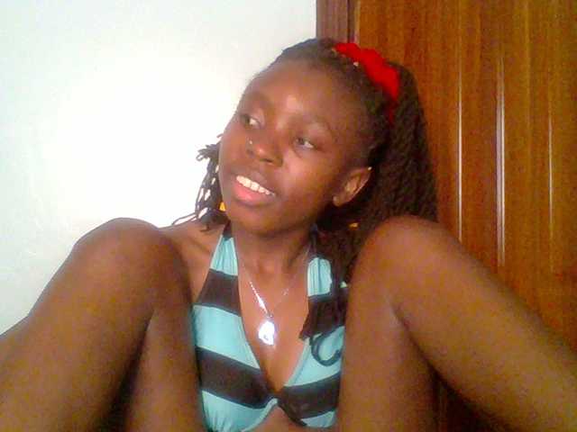 chocolate-brownie's BongaCams show and profile