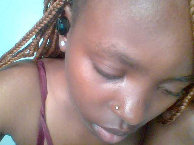 chocolate-brownie's BongaCams show and profile