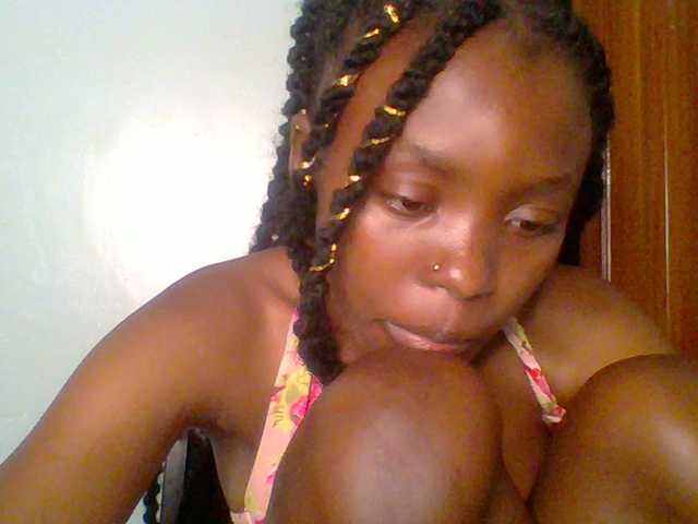 chocolate-brownie's BongaCams show and profile