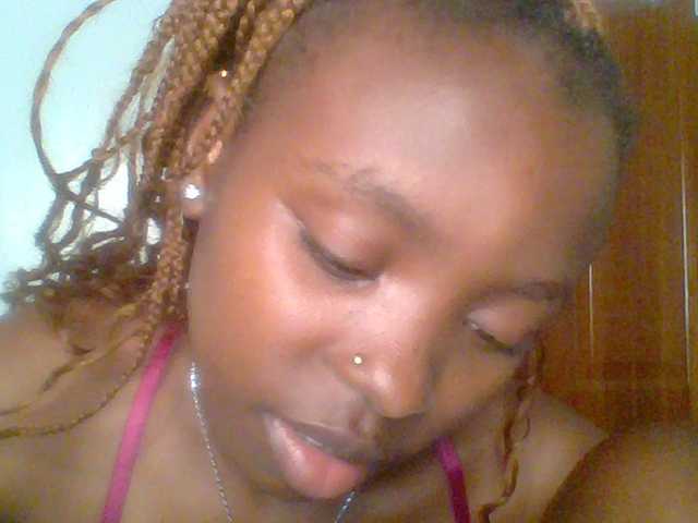 chocolate-brownie's BongaCams show and profile