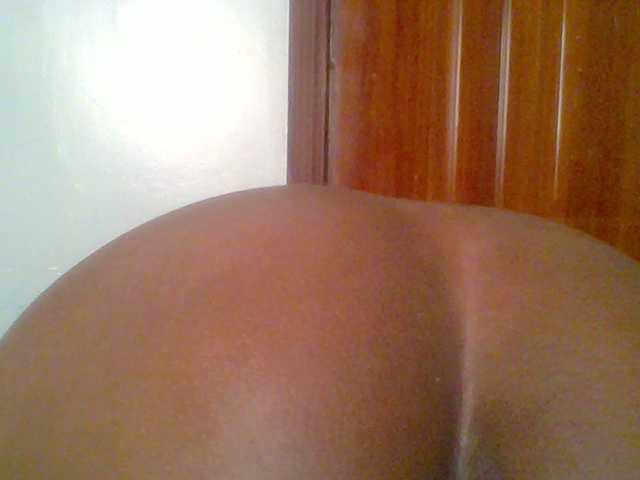 chocolate-brownie's BongaCams show and profile