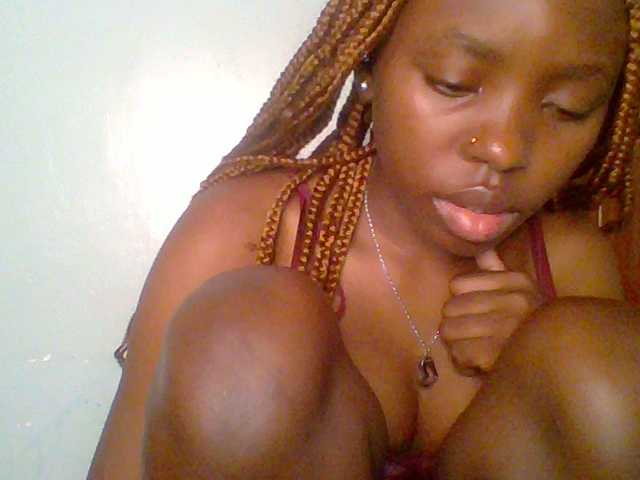 chocolate-brownie's BongaCams show and profile