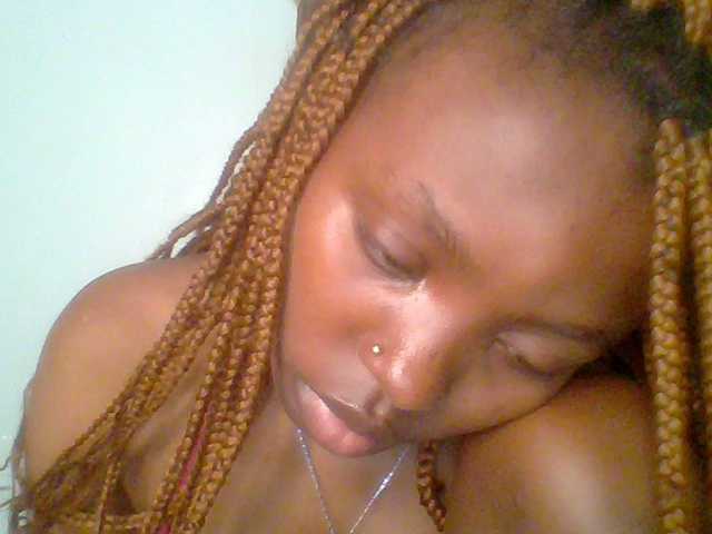 chocolate-brownie's BongaCams show and profile