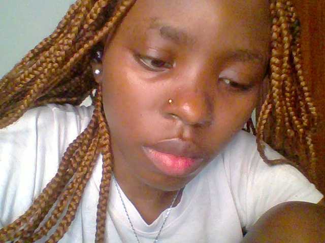 chocolate-brownie's BongaCams show and profile