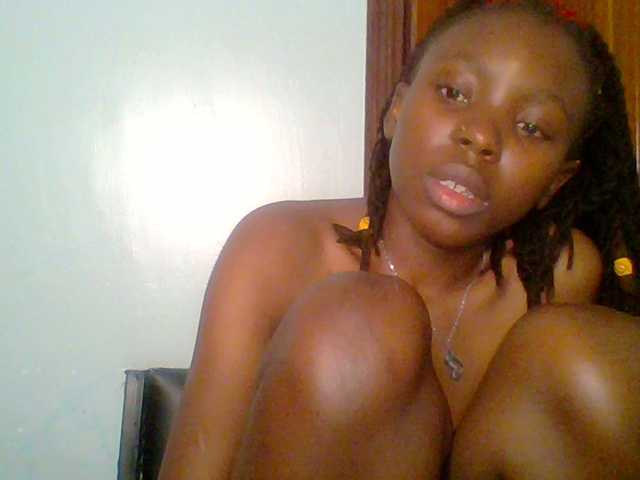 chocolate-brownie's BongaCams show and profile