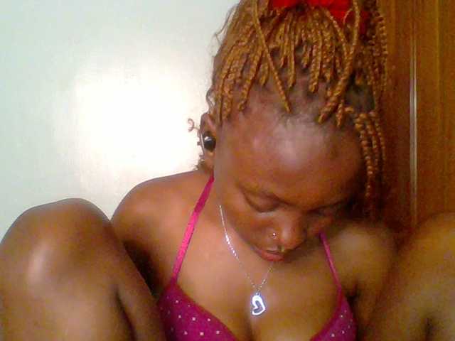 chocolate-brownie's BongaCams show and profile