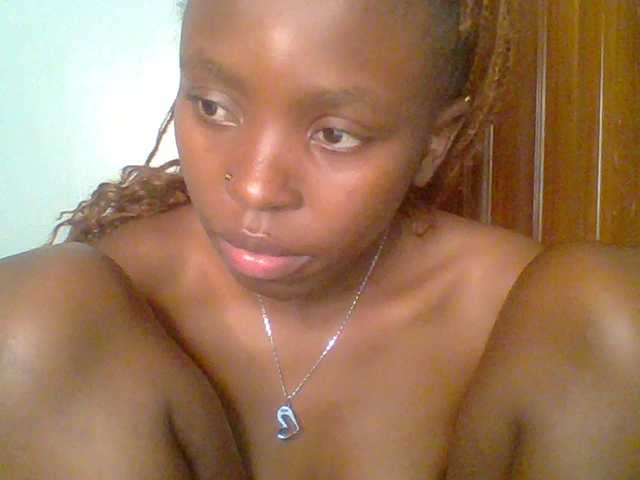 chocolate-brownie's BongaCams show and profile