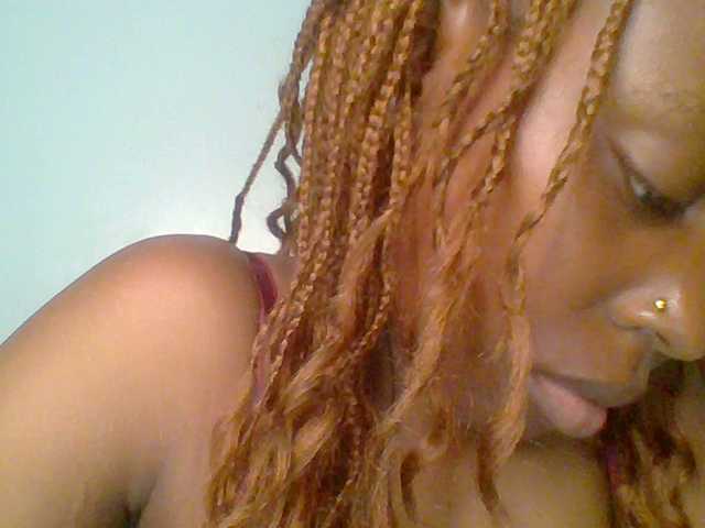 chocolate-brownie's BongaCams show and profile