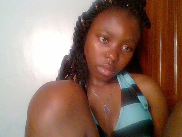 chocolate-brownie's BongaCams show and profile