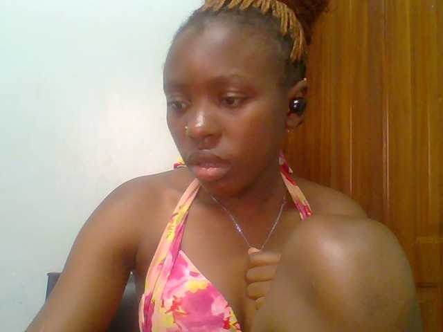 chocolate-brownie's BongaCams show and profile